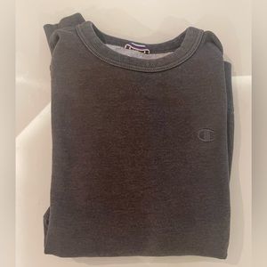 Champion | Crewneck | Medium | Grey | Embroidered Logo | Good Condition
